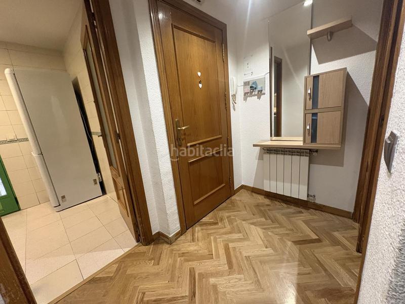 Foto 929887c8-c370-435a-9177-25bd86dde896. Planta baja en San Diego Madrid