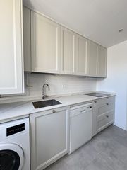 Miete Dachwohnung  De maría tudor