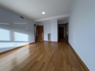 Etagenwohnung in Gran Vía De Hortaleza