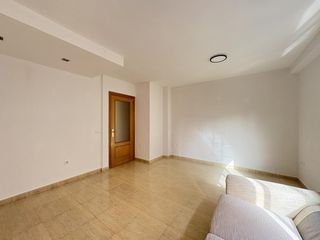 Rent Duplex  Monjas