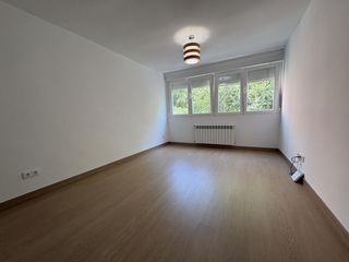 Rent Flat  De moratalaz