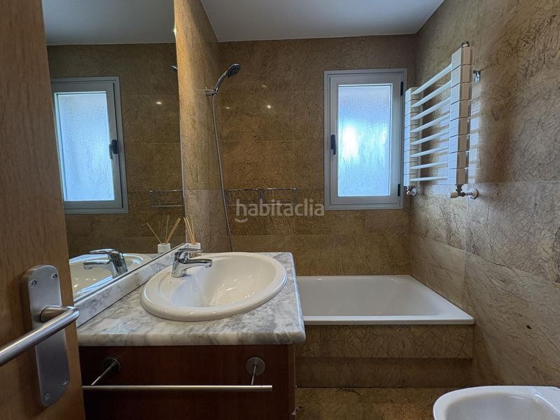 Foto 42bbde03-d84d-4455-8de6-223efa5d8107. Pis amb calefacció aparcament piscina a Rejas Madrid