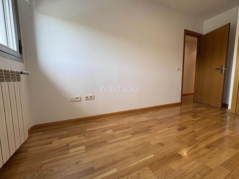 Foto ad04c5b8-961a-4b96-ab7d-f0d16f3656a1. Pis amb calefacció aparcament piscina a Rejas Madrid