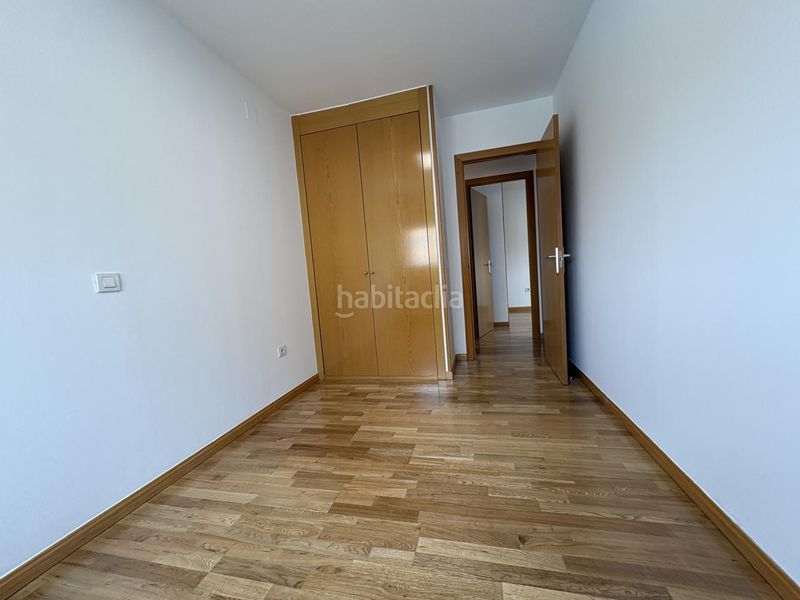 Foto c109cb03-5985-4266-9343-9b7896b9d91a. Pis amb calefacció aparcament piscina a Rejas Madrid