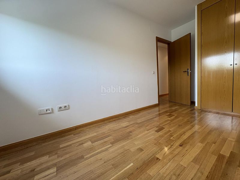 Foto ed10f03d-c50b-473c-bc85-031f8bda9b9b. Pis amb calefacció aparcament piscina a Rejas Madrid