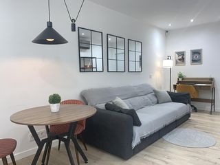 Flat in Calle del Montserrat