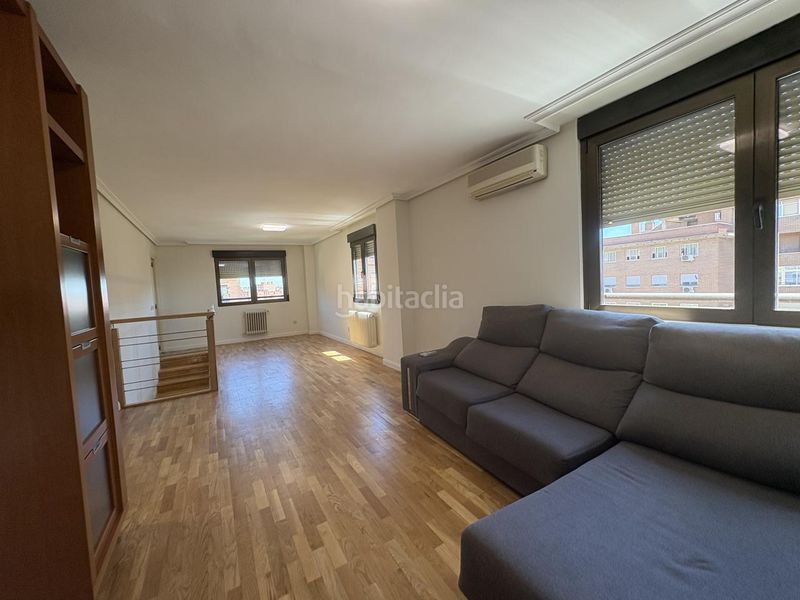 Foto f00beb04-62ec-4905-844d-2f4e13f54165. Dúplex en Palomeras Sureste Madrid