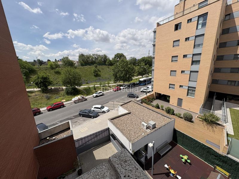 Foto df5b4fc4-dde6-4393-a295-cd792d878bdc. Pis amb calefacció aparcament piscina a Rejas Madrid