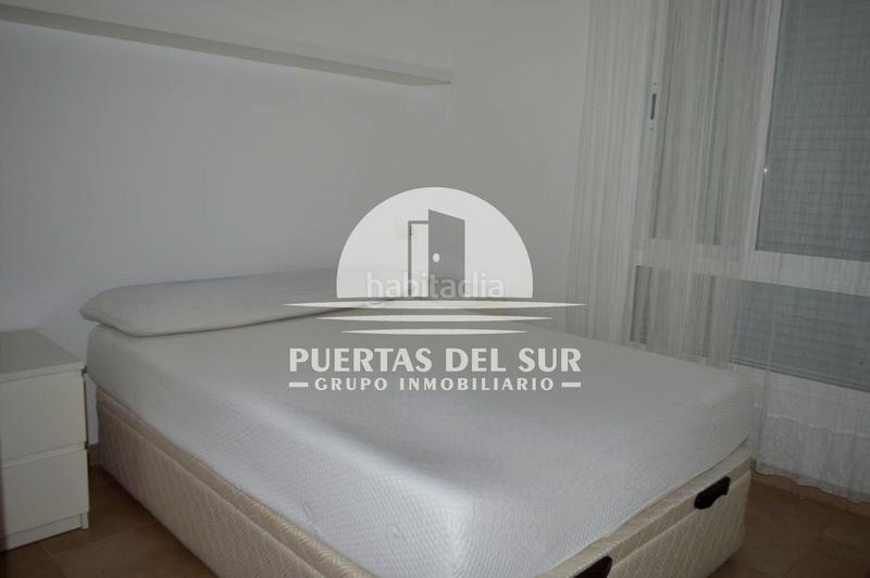 Foto 461a60ce-279c-4214-95eb-c52fc123a270. Piano terra con piscina in Aguadulce - Almadraba - Punta Candor Rota