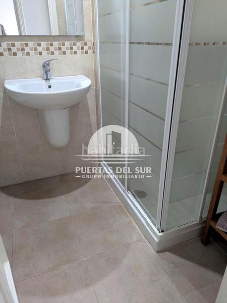 Foto 7dfd3de9-1759-40c1-8c18-187d2bc8c343. Planta baixa amb piscina a Aguadulce - Almadraba - Punta Candor Rota