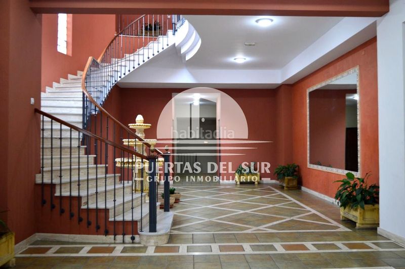Foto a1a232c2-56b3-4256-8279-20c476412174. Pis a Zona Carrefour Rota
