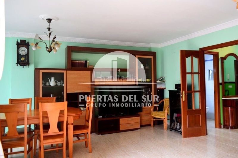 Foto 93ba11f9-a085-4343-ae92-8552389af85f. Piso en Zona Carrefour Rota