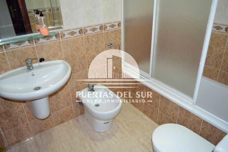 Foto b5a379d3-75bf-449f-8717-49cb5399cd03. Piso en Zona Carrefour Rota