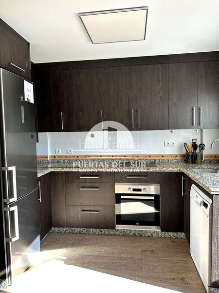 Foto 54b04ef2-bbd9-4010-963e-4a44e6dd8a1b. Casa amb aparcament a Aguadulce - Almadraba - Punta Candor Rota