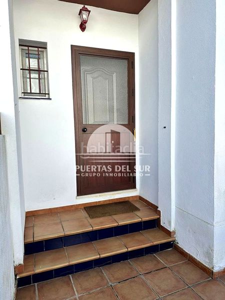 Foto f4c84b2a-ec08-4c4c-b0a5-1ab11f284595. Casa amb aparcament a Aguadulce - Almadraba - Punta Candor Rota