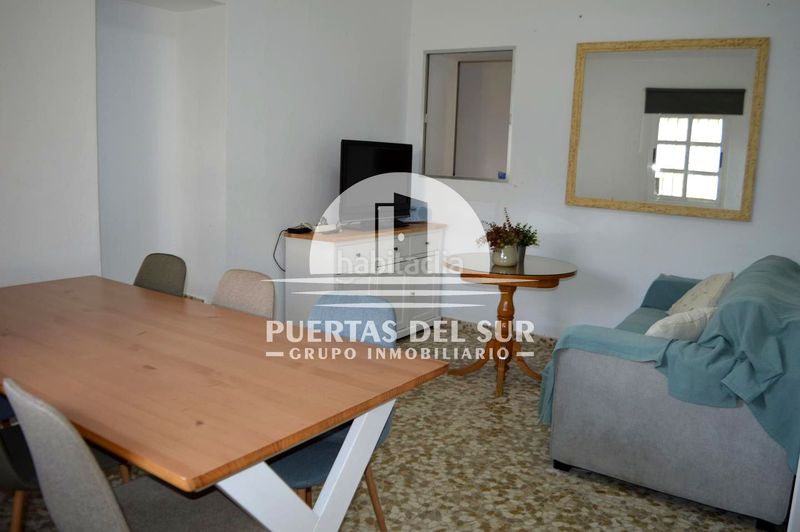 Foto 2dcf37bb-6693-4e53-ae8b-c786d0808c47. Planta baja en Centro - La Costilla Rota