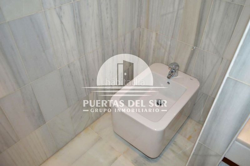 Foto a417e8d1-03ed-4a5d-acef-ef37cc9bb698. Planta baixa amb aparcament a Virgen del Mar Rota
