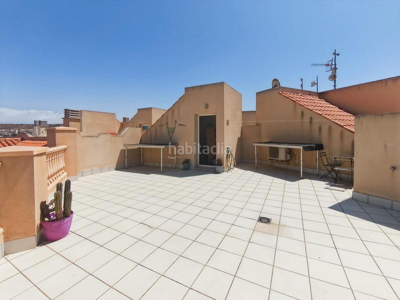 Foto ce2ae55f-8486-4ea6-a3d7-98ad413d3376. Piccolo appartamento con piscina in Almerimar Ejido (El)