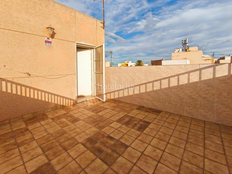 Foto 49e431ba-d107-4945-8200-4def41ebeb38. Casa amb aparcament a Roquetas pueblo Roquetas de Mar