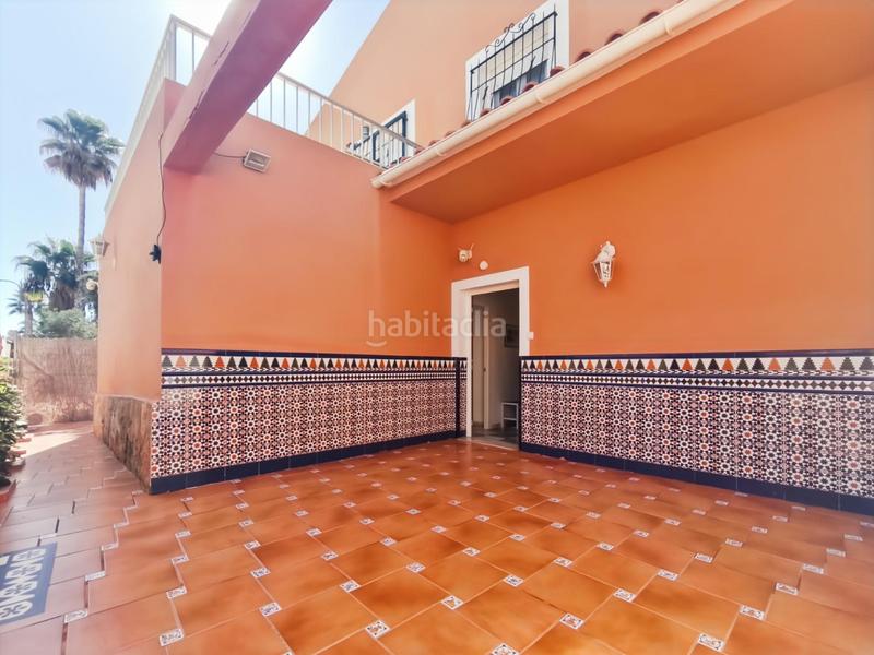 Foto f07dbbcc-135b-4d79-8220-02b7c8048e8a. Chalet mit parking in Aguadulce Sur Roquetas de Mar