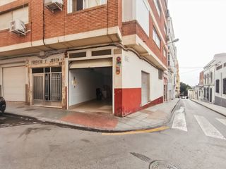 Business premise in Centro
