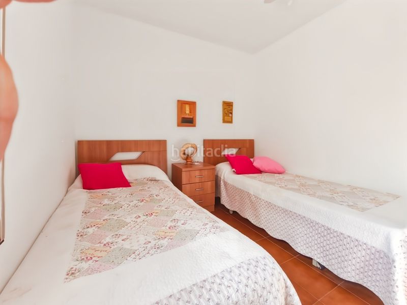 Foto 0080a94d-35ba-4e76-9539-59a86b421c93. Xalet amb aparcament piscina a Retamar Almería