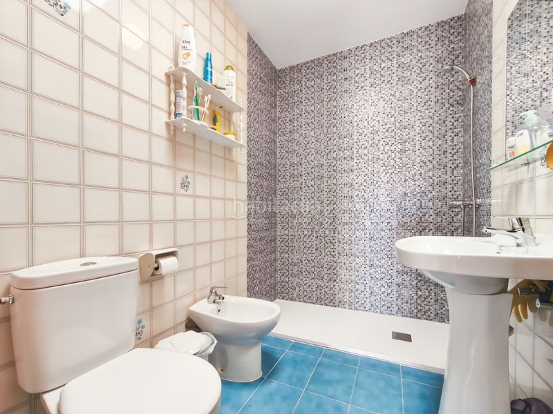 Foto d43f2bf3-e2fb-45d1-a0b0-b242e18bc739. Xalet amb aparcament piscina a Retamar Almería