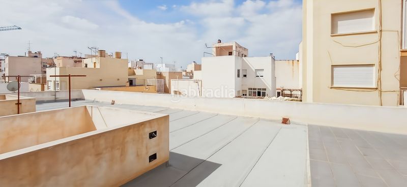 Foto 035eaebc-c732-4b28-9ace-0560f5a2c765. Planta baixa a Plaza de Toros - Santa Rita Almería