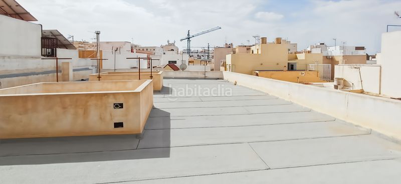 Foto 14c7cd5d-f904-4d61-840b-3abf8f35336b. Planta baixa a Plaza de Toros - Santa Rita Almería