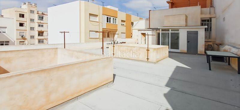 Foto cd4f4b39-d49b-40fc-9d98-bd0aa2680456. Planta baixa a Plaza de Toros - Santa Rita Almería