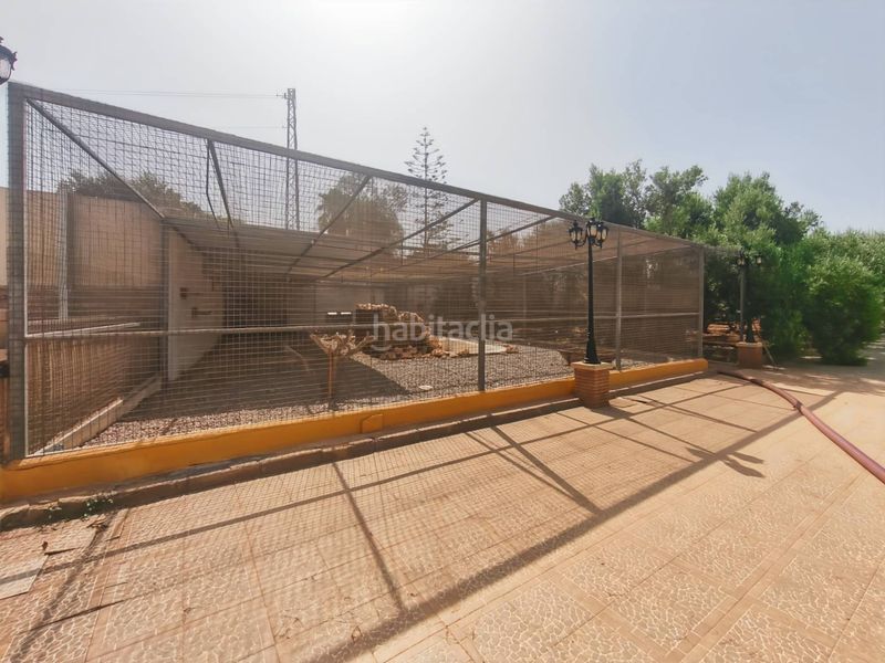 Foto d0bed5b8-43b3-4604-8771-e661b79d1c67. Xalet amb xemeneia aparcament piscina a Piedras Redondas - Torrecárdenas Almería