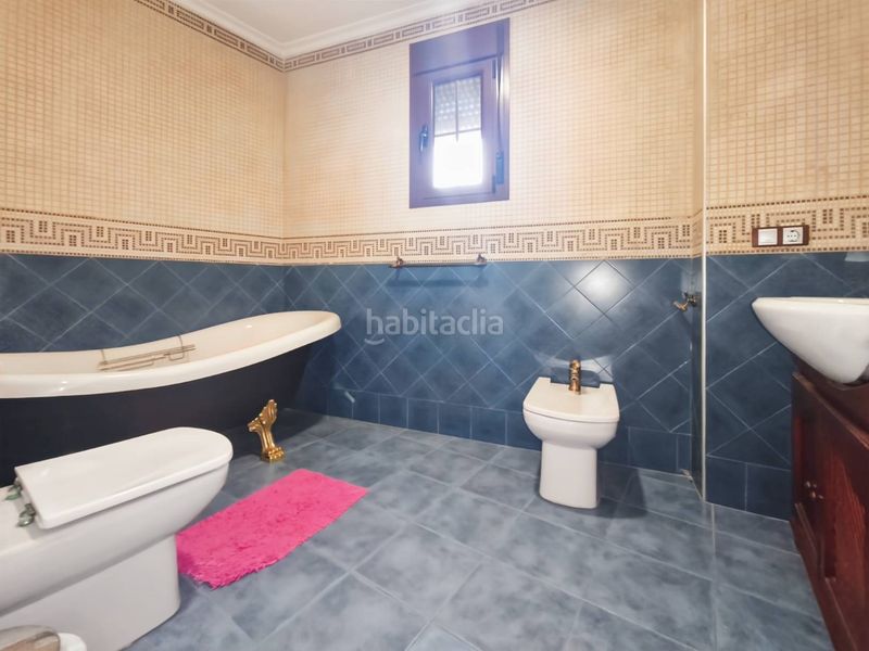 Foto e98f8f3d-d6a0-4c3c-8d93-32a88056f34c. Xalet amb xemeneia aparcament piscina a Piedras Redondas - Torrecárdenas Almería