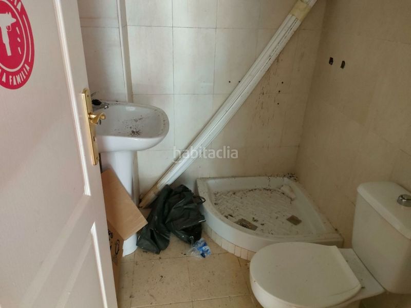 Foto eb5ab243-e14b-42a0-8052-5000efd5c03f. Local comercial a Centro Almería