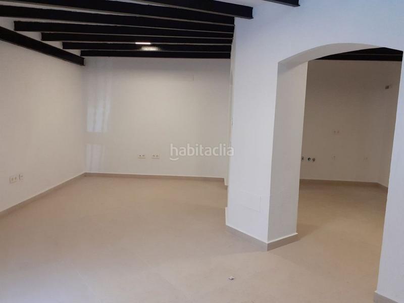 Foto 6ece3208-348b-46cd-9335-1ff68aab82bd. Local comercial en Plaza de Toros - Santa Rita Almería