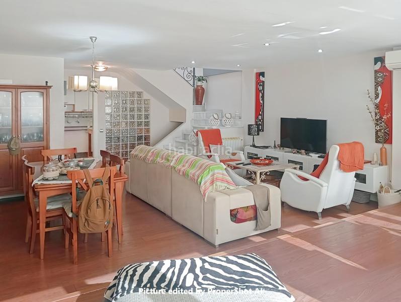 Foto b718e5a0-b1b1-44b4-a2a3-c0b3950a33ae. Casa a schiera con parcheggio in La Cañada de San Urbano Almería