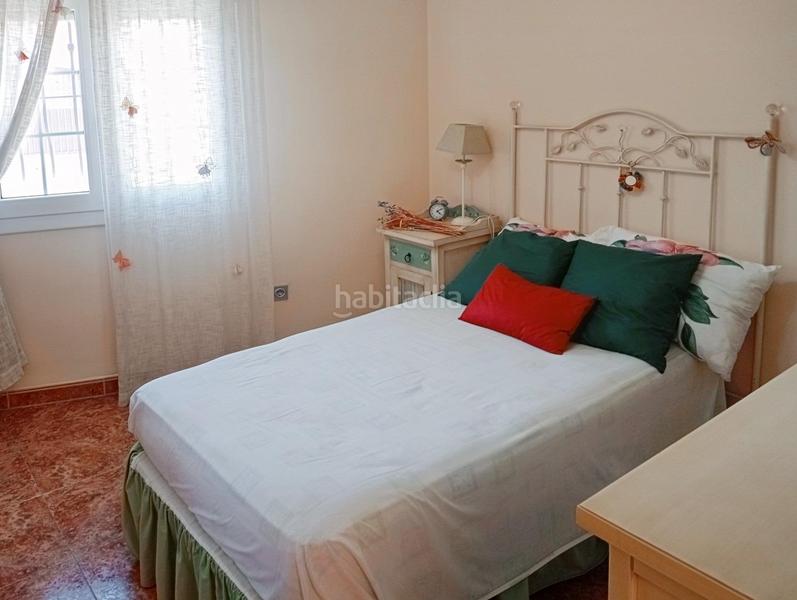 Foto f983fe59-74ed-4631-b0ac-ee93091a5db7. Casa a schiera con parcheggio in El Alquián Almería