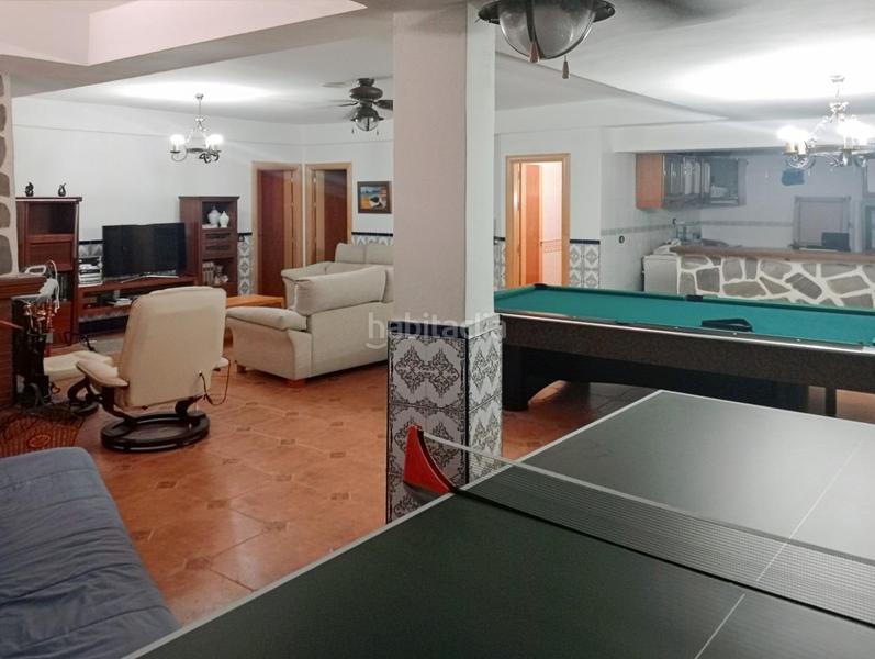 Foto 69c41015-5721-4337-80a3-7a25564318ad. Casa adossada amb aparcament a El Alquián Almería