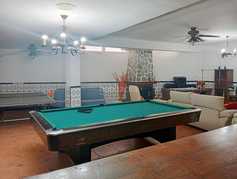 Foto 8c9f2822-6afa-475e-a622-bde113edbd8e. Casa adossada amb aparcament a El Alquián Almería