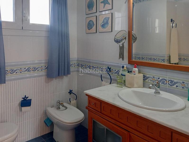 Foto 0e318617-5ea2-4ec2-9934-00d8881fb16a. Maison jumelée avec parking dans El Alquián Almería