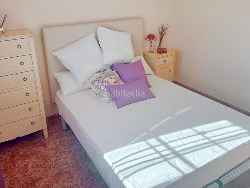 Foto 9b6d596b-65e8-499c-8f2e-9d4fe182af46. Maison jumelée avec parking dans El Alquián Almería