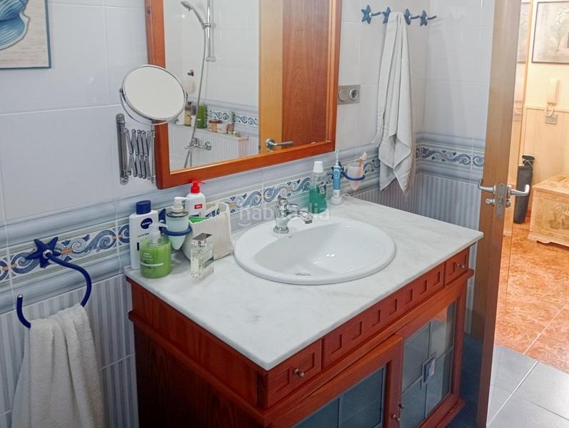 Foto 3347b0be-9b86-454f-8a85-69f792b06189. Semi detached house with parking in El Alquián Almería