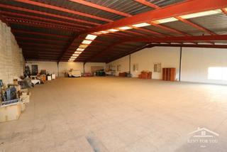 Miete Fabrikhalle in Coín. Nave industrial en alquiiler