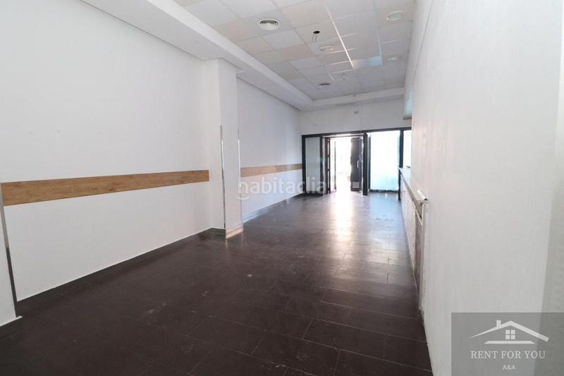 Foto 9bdc0a4c-1d03-42a6-9ca8-7eb8c00a4140. Locale commerciale in Centro Alhaurín el Grande