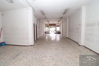 Lloguer Local Comercial a Centro. Local en pleno centro