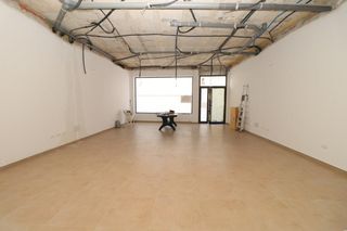 Lloguer Local Comercial en Centro. Local comercial a estrenar