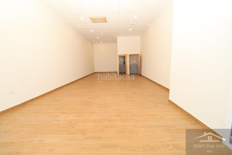 Foto cdf8e182-d637-412e-abdd-73a2e9e4b4d7. Rent business premise in Centro Alhaurín el Grande