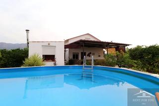 Alquiler Casa en Centro. Casa independiente en el campo.