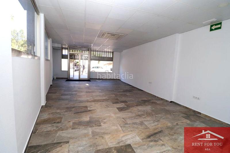 Foto ddfa5dbe-0b95-46cf-9695-4f7d338400db. Location local commercial dans Centro Alhaurín el Grande