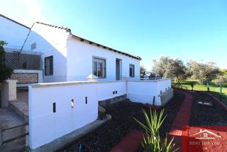 Location Maison à Centro. Casa independiente en el campo