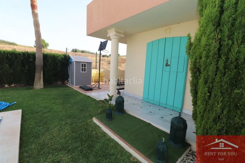 Foto 49247b57-4213-45d0-876c-8ce22862b97e. Alquiler casa magnífico chalet en urbanización privada en Coín